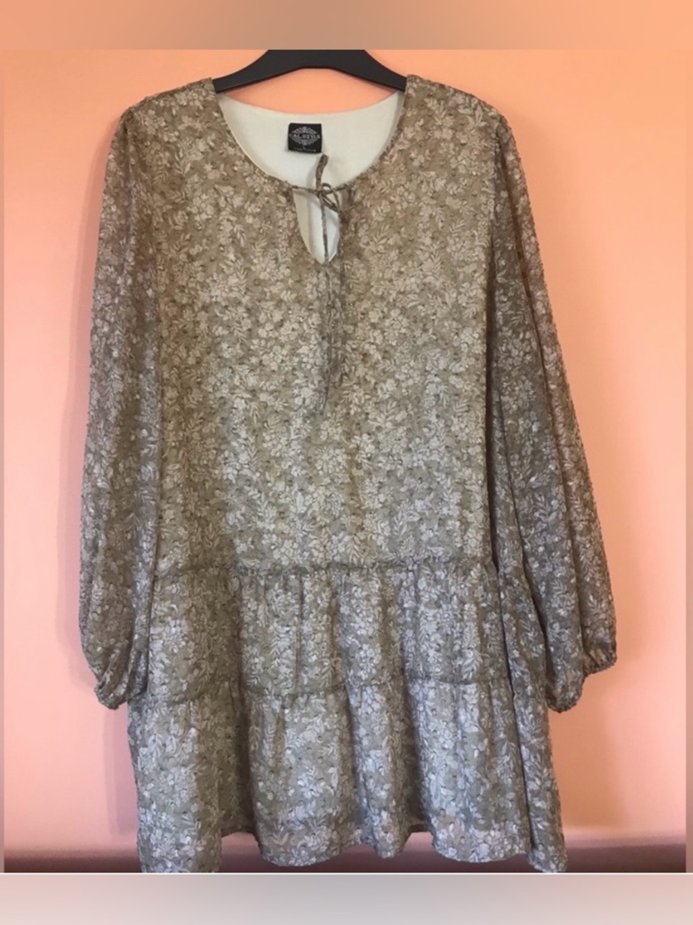 LIKE NEW Tunic Dress